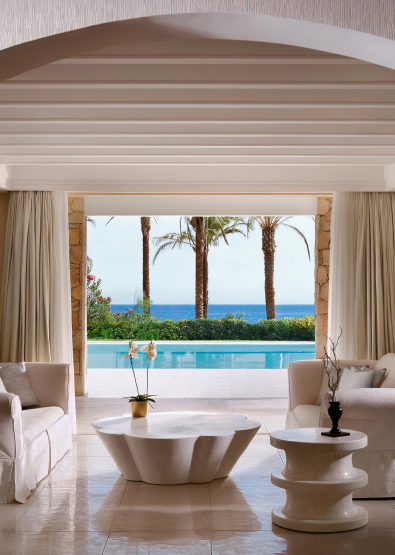 01-royal-pavilion-private-pool-homes-and-villas-grecotel